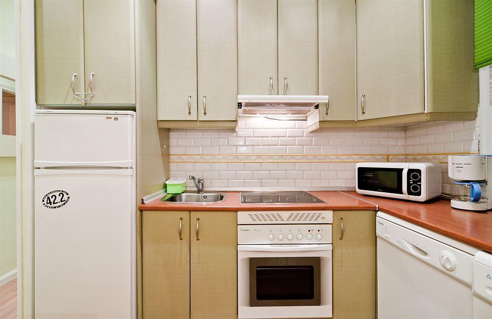 Apartamentos Aqui Me Quedo 马德里 外观 照片