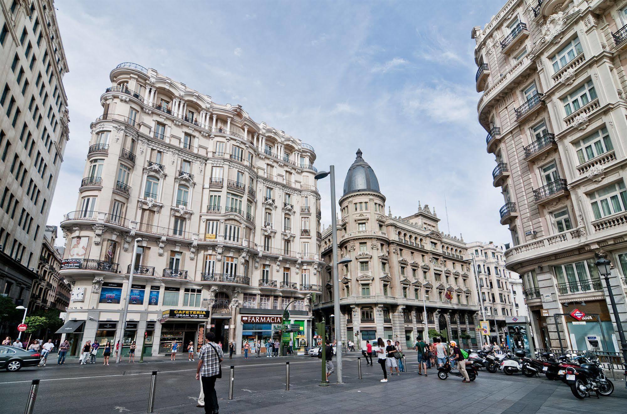 Apartamentos Aqui Me Quedo 马德里 外观 照片